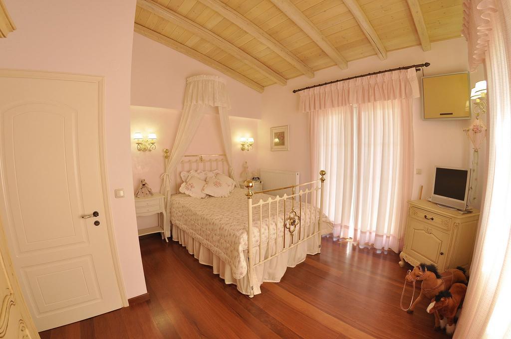 Romantica Villa *